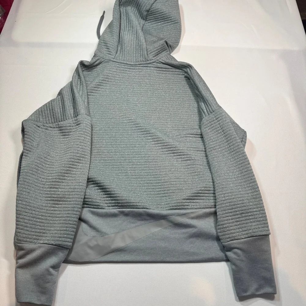 Nike Dri-FIT Grey Textured Pullover Hoodie Women Medium Athletic‎ Sweatshirt M